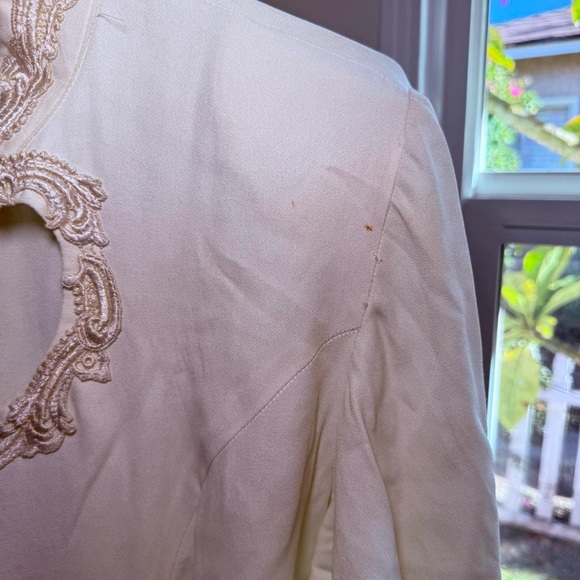 Vintage Made in USA Ivory Short Sleeve Button-Up Dress - Picture 5 of 7